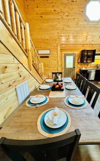 New! Indoor Pool/Ps 5/Hot Tub/Parkway Βίλα Pigeon Forge Εξωτερικό φωτογραφία