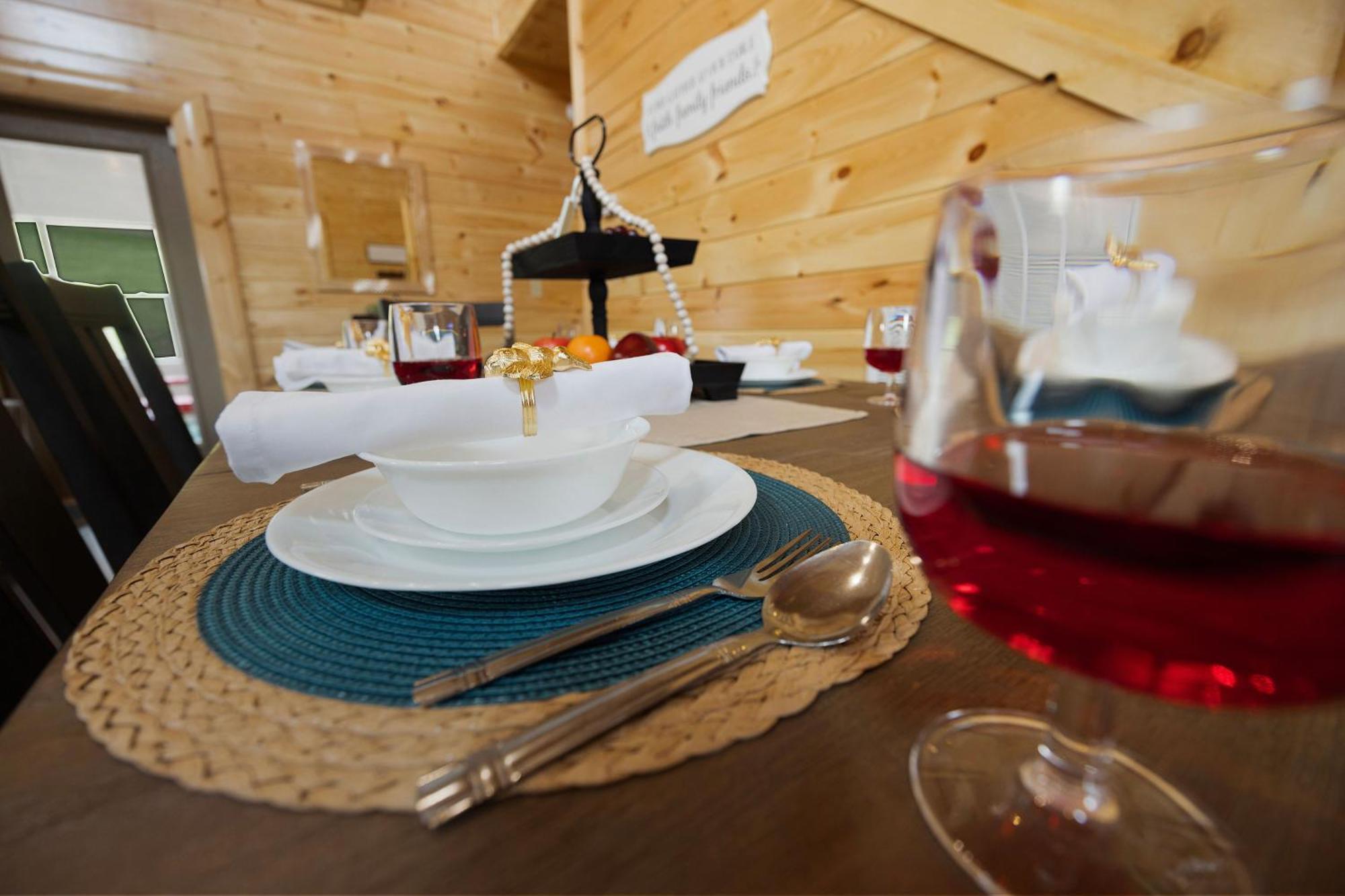 New! Indoor Pool/Ps 5/Hot Tub/Parkway Βίλα Pigeon Forge Εξωτερικό φωτογραφία